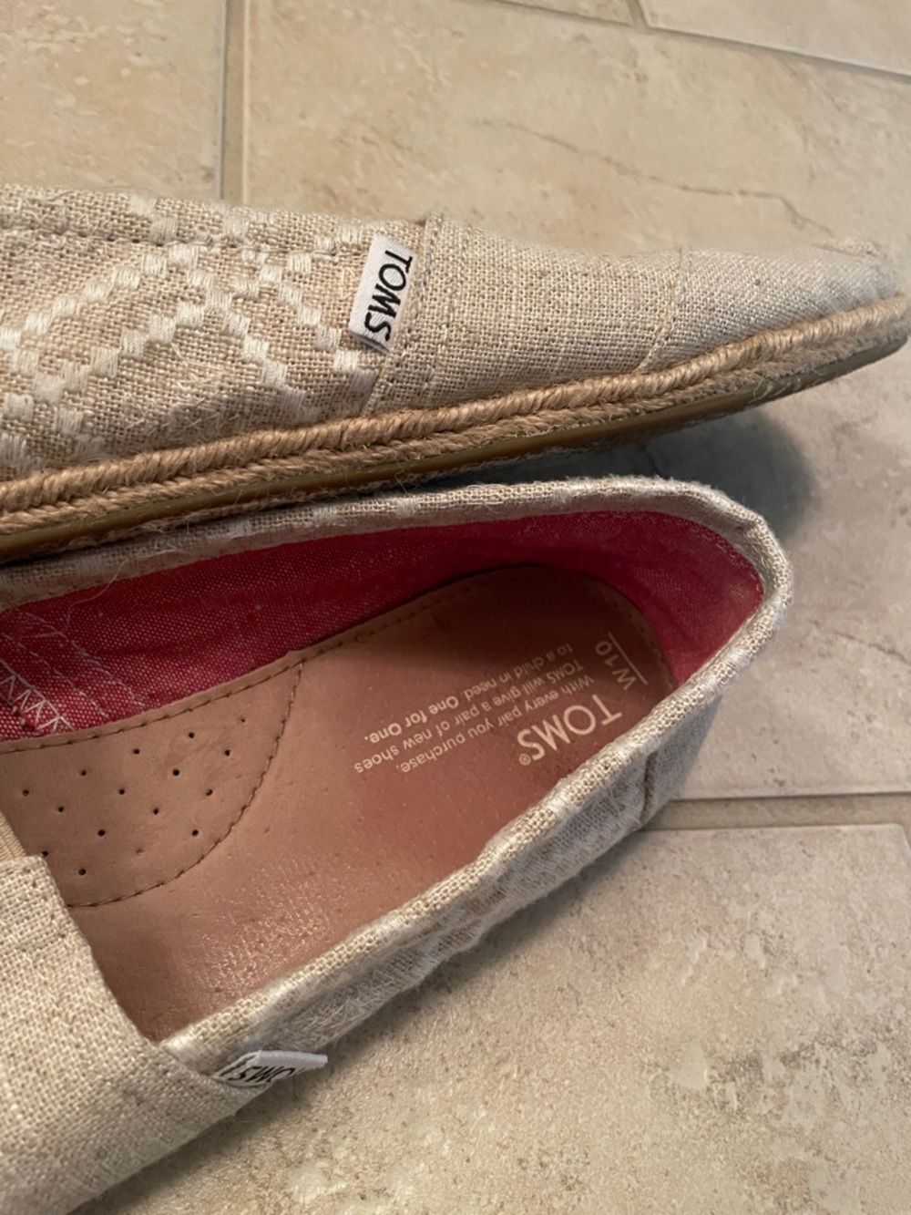 Toms Beige Canvas Slip-On Flats with Light Blue Logo Patch Size 10 - Picture 5 of 7